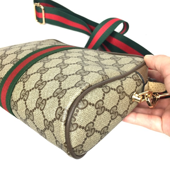 Authentic Gucci brown monogram coated canvas crossbody bag clutch - Picture 8 of 16